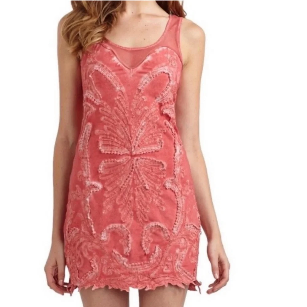 Free People Beaded Mesh Detail Body Con Dress Size XS Coral Pink Faded Wash Cute